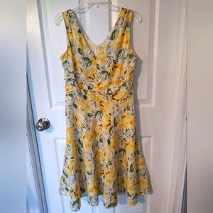Dressbarn Sleeveless Floral Yellow Dress Size 12